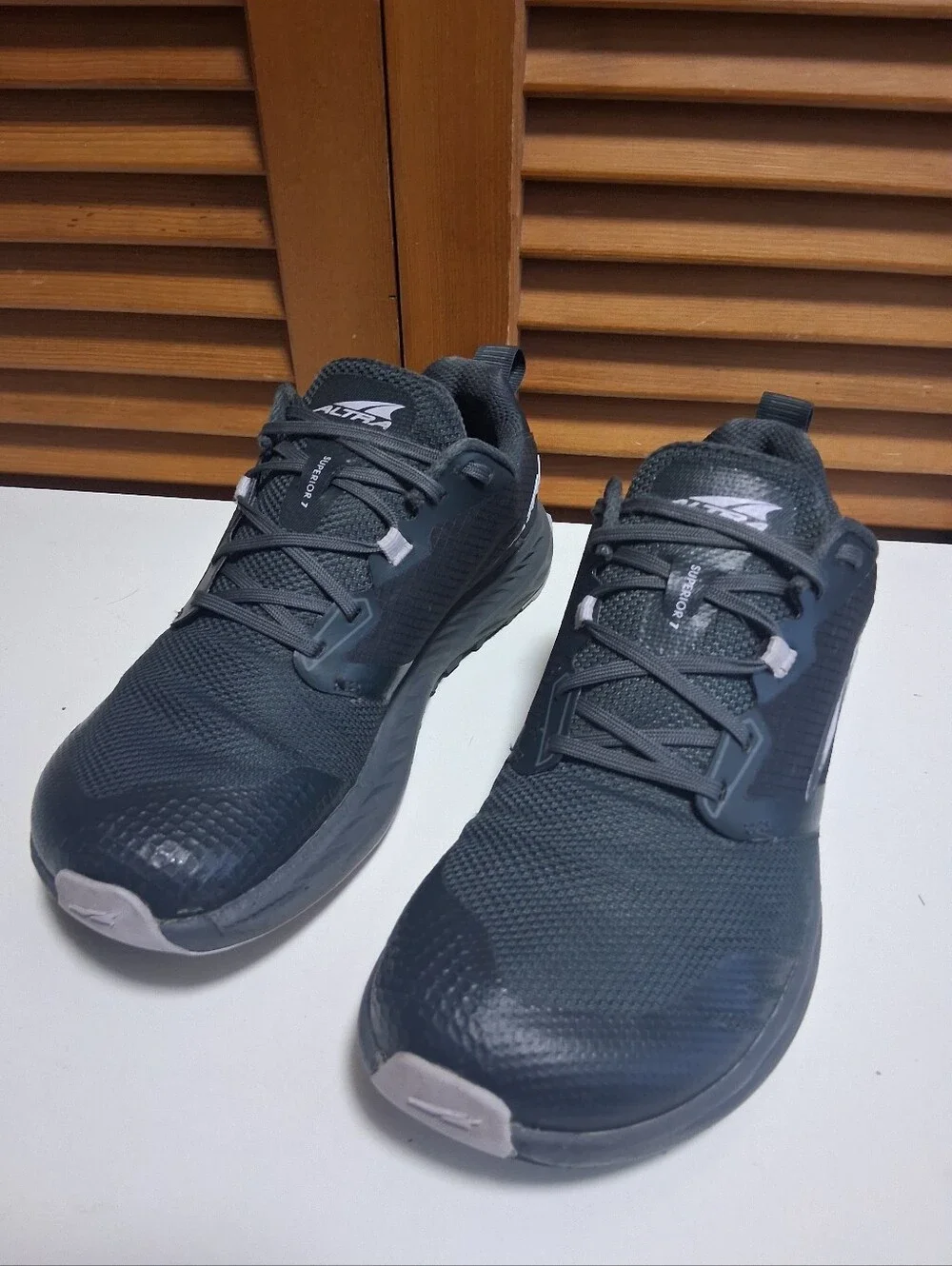 Altra Superior 7 Women's Trail Running Shoe * Size: 7.5